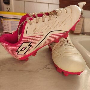 Lotto soccer spikes